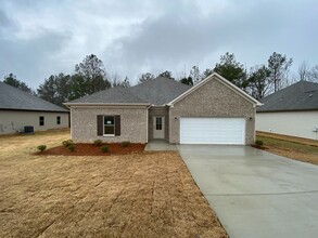 Building Photo - 361 White Oak Cir