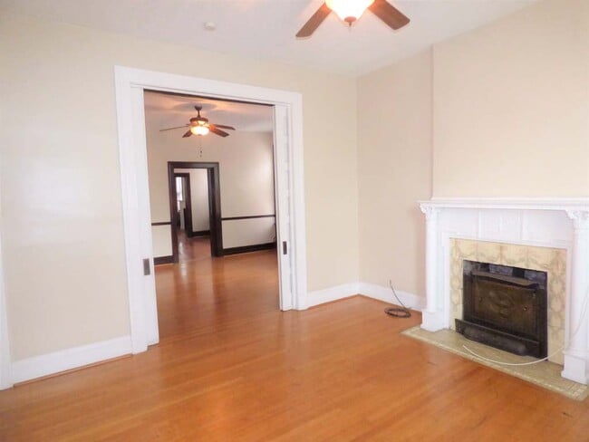 Building Photo - 3515 Halliday Ave