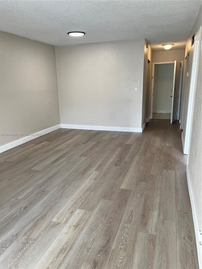 Building Photo - 2775 Taft St