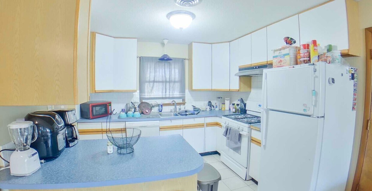 Primary Photo - 3D Tour Available-Spacious Home Near Bill ...