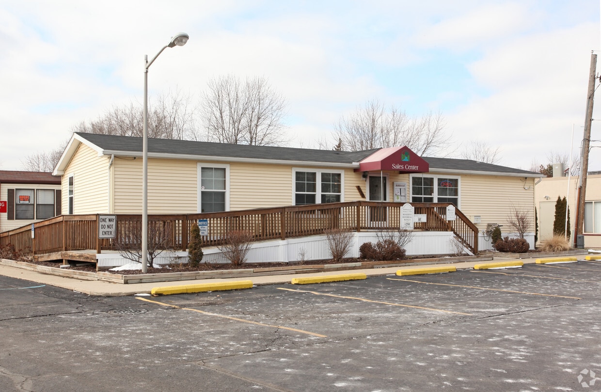 Robbinwood Mobile Home Park Apartments in Taylor, MI