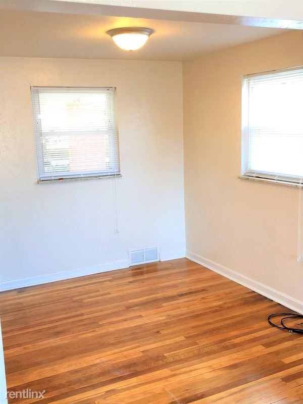 Building Photo - 2 br, 2 bath Townhome - 422 Jacobson Dr