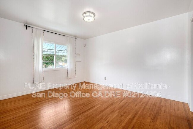 Building Photo - 2903 J Ave