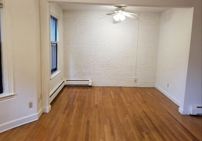 Building Photo - 47 E Springfield St