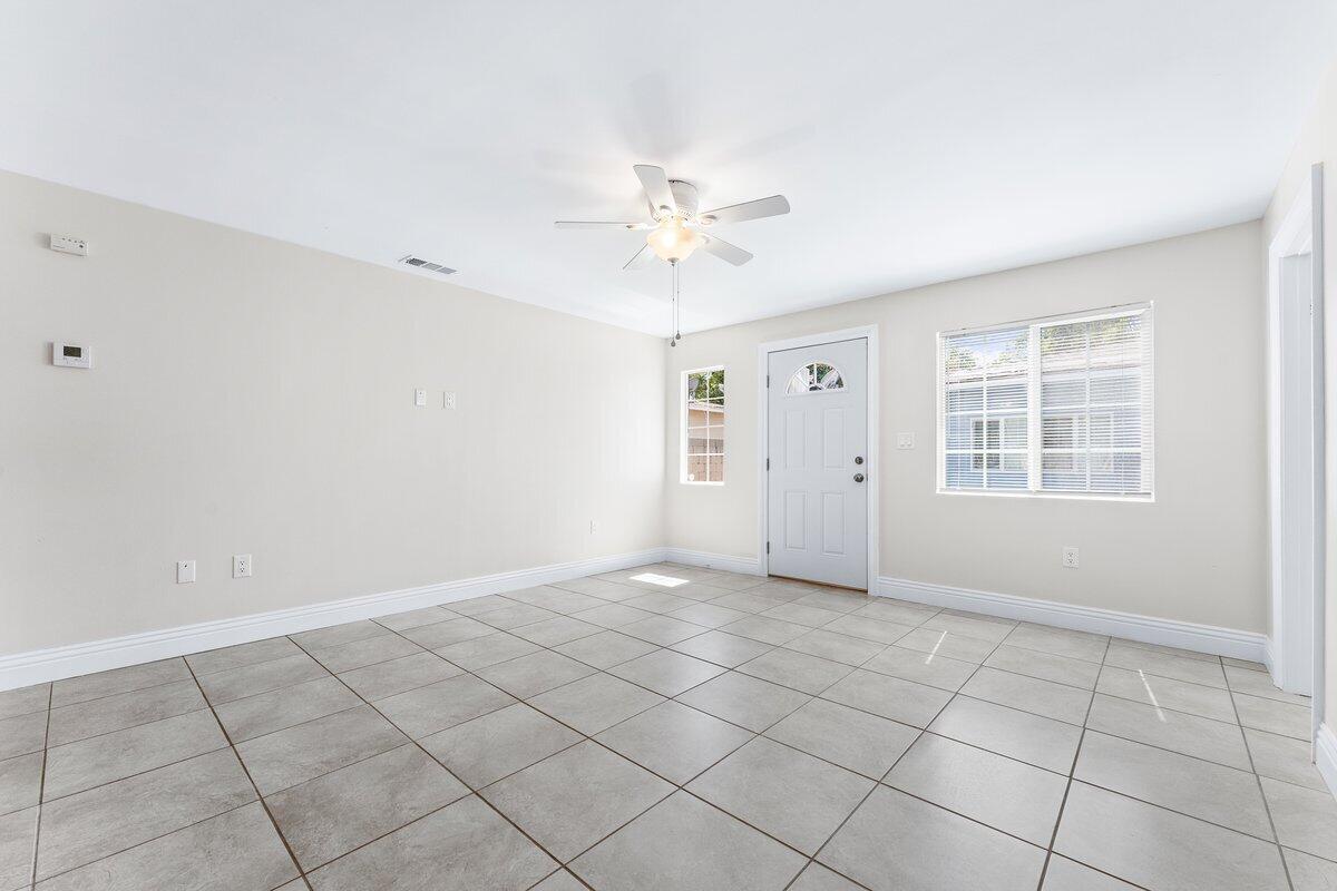 Foto principal - 748 N Sabina St