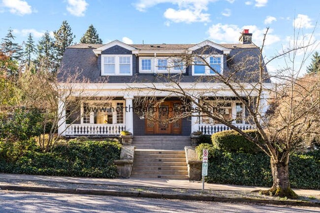 Building Photo - Historic NW Portland Beauty next to Wallac...