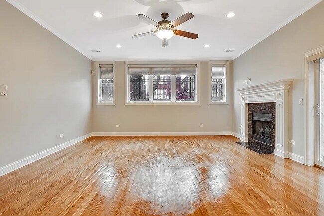 Foto del edificio - 6229 N Richmond St