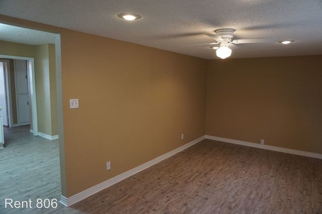 Building Photo - 3 br, 1.5 bath House - 3808 25TH