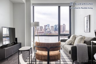 Building Photo - 10 New St