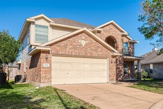 Building Photo - 17210 Double Lilly Dr