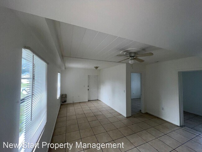 Foto del edificio - 3 br, 1 bath House - 2118 9th Ave E