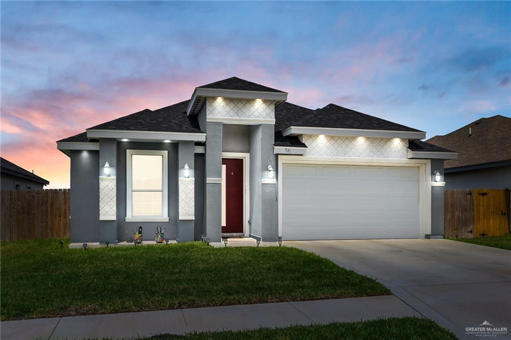 Foto principal - 521 Oak Ridge St
