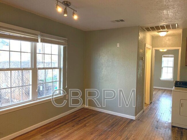 Foto del edificio - 2117 15th St