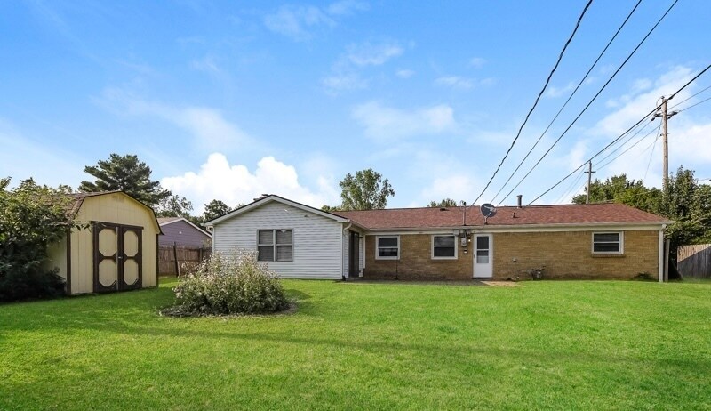 Foto principal - 1543 W 79th St