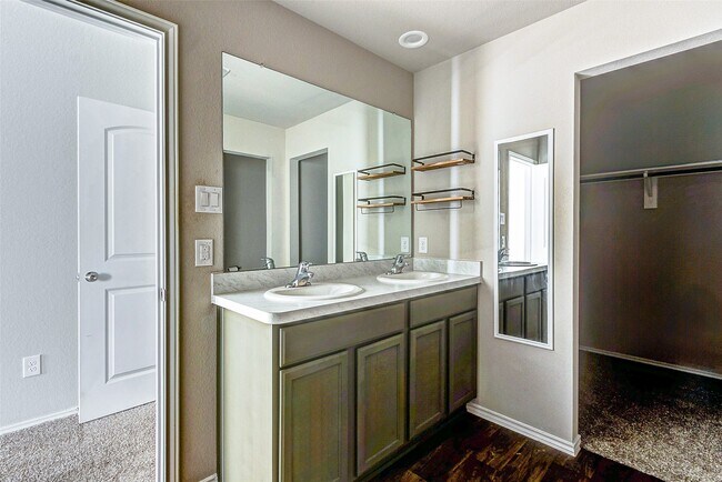 Foto del edificio - 40454 Red Poppy Ln