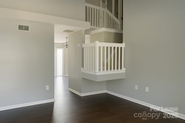 Building Photo - 12172 Bottlebrush Pl
