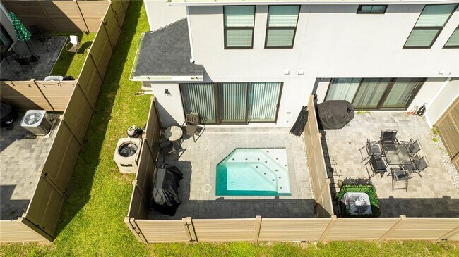 Foto del edificio - 4709 Terra Esmeralda Dr