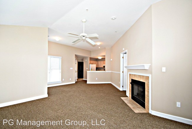Building Photo - 1327 Torrence Cir