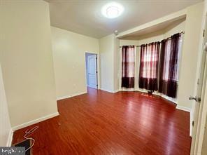 Foto del edificio - 4942 Mulberry St