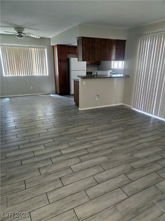 Foto del edificio - 7200 W Pirates Cove Rd
