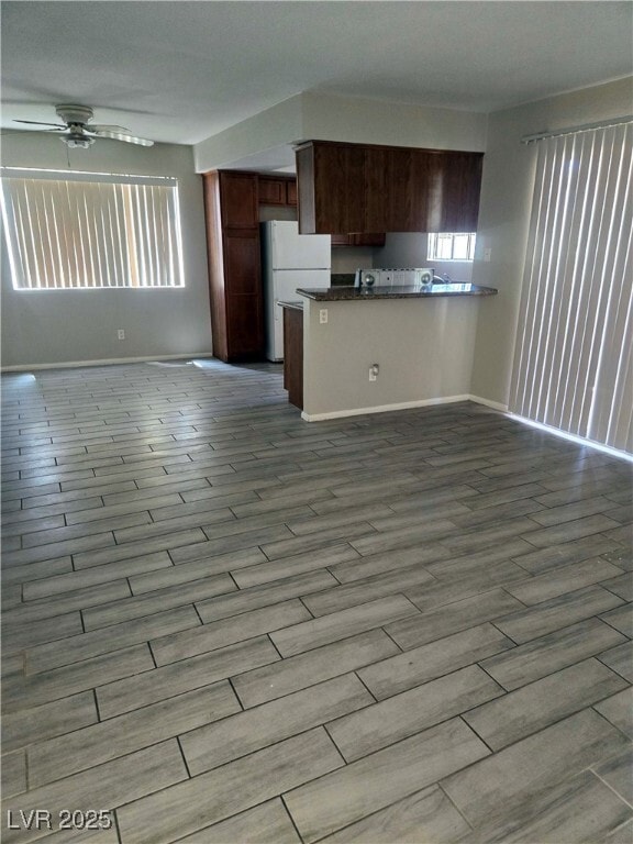 Building Photo - 7200 W Pirates Cove Rd