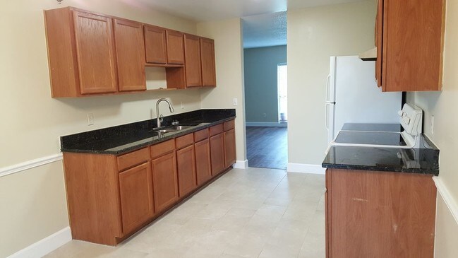 Building Photo - 6228 Fox Hunt Trail