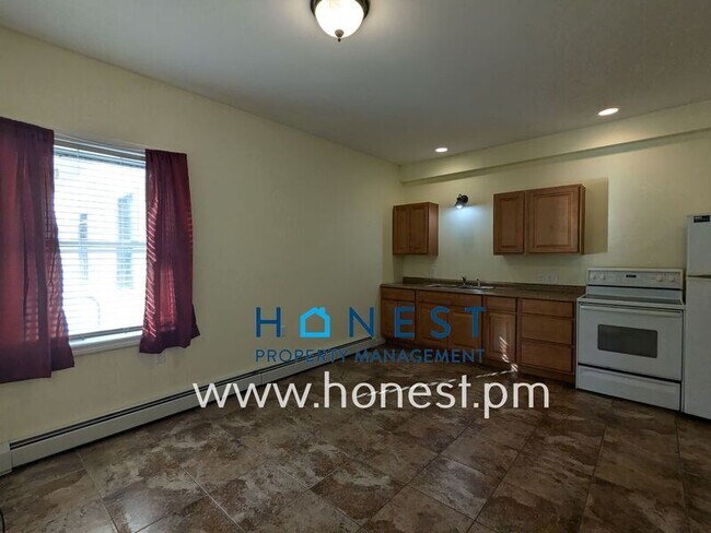 Foto del edificio - 1635 Lewiston Rd