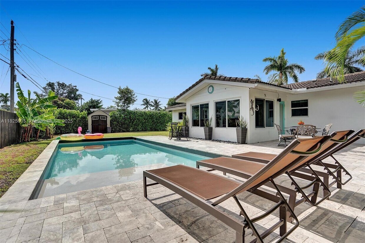 Foto principal - 5230 NE 20th Ave
