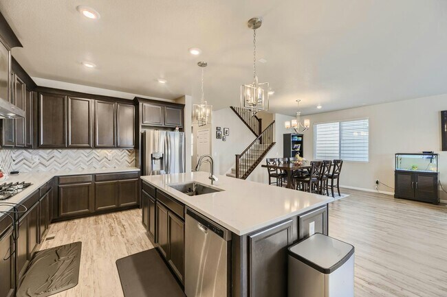 Foto del edificio - 13528 Tree Sparrow Ln