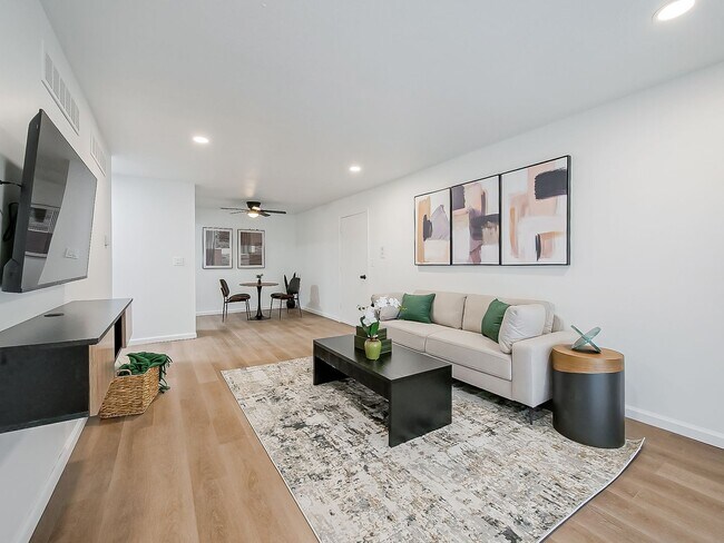 Building Photo - All New Luxury Living In Plymouth