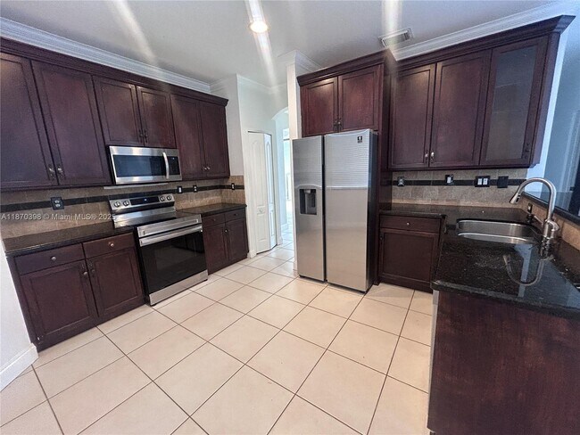 Foto del edificio - 6528 SW 158th Pass