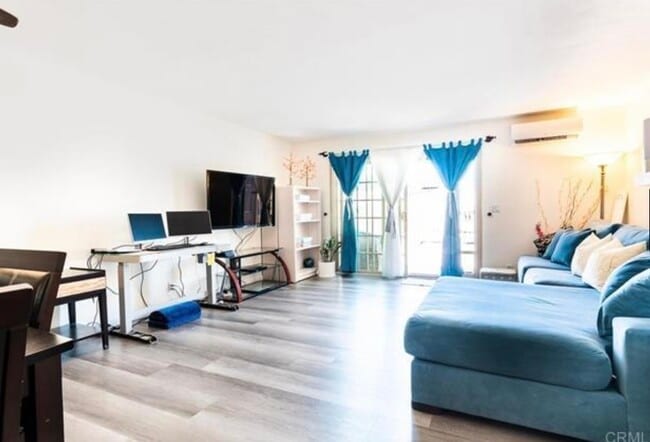 Foto del edificio - 4646 Hartley St