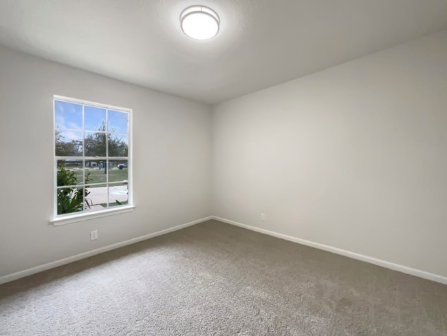 Foto del edificio - 6805 Crystalbrook Dr