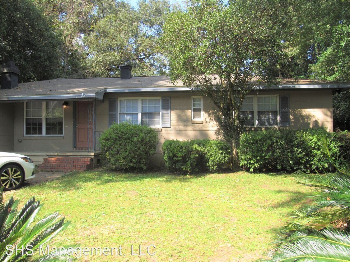Primary Photo - 3 br, 2 bath House - 1812 HoneySuckle