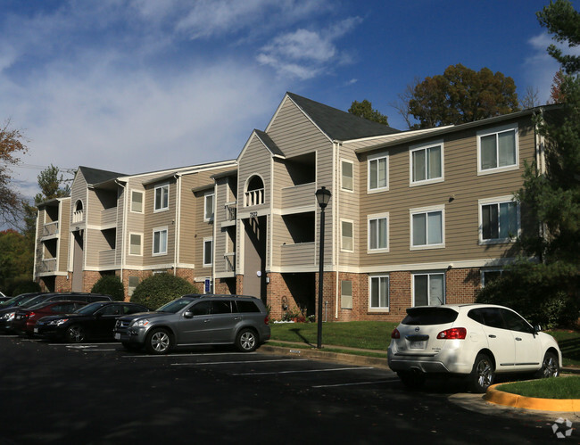 Woodside Apartments - Lorton, VA | Apartments.com