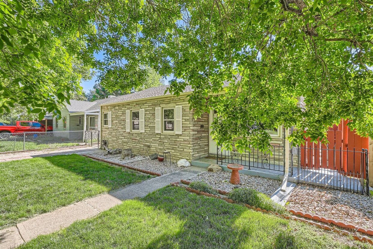 Primary Photo - Charming 3-Bedroom, 2-Bathroom Rental Home...