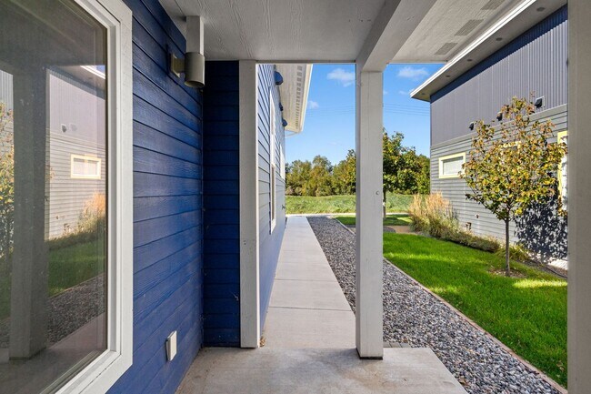 Foto del edificio - New Space Available on West Side of Bozeman