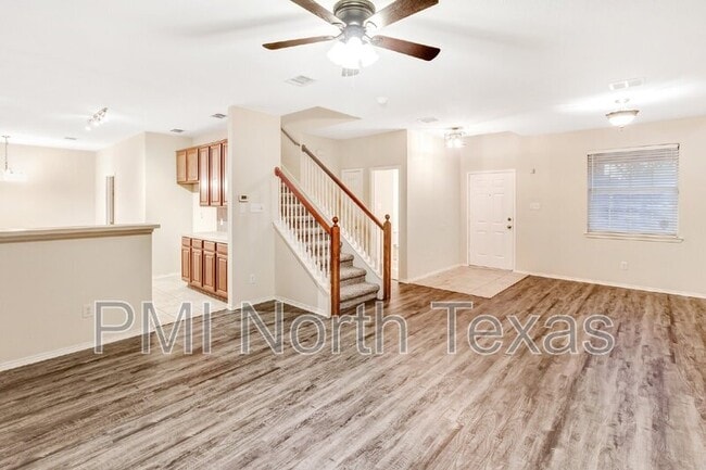 Building Photo - 16264 Red River Ln