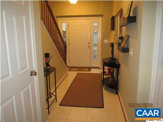 Building Photo - 927 Bing Ln