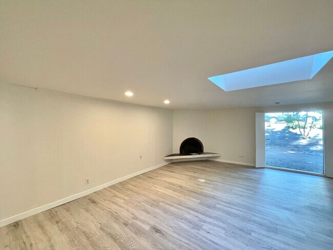 Foto del edificio - Great Home for rent