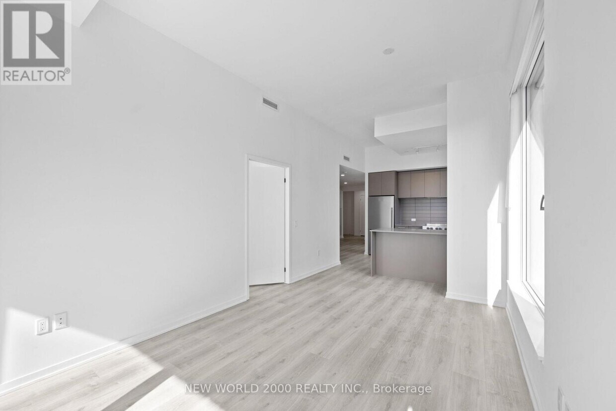 Photo principale - 101-101 Roehampton Ave