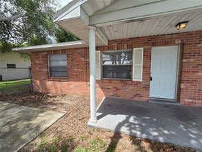 Building Photo - 3023 Reiter Dr