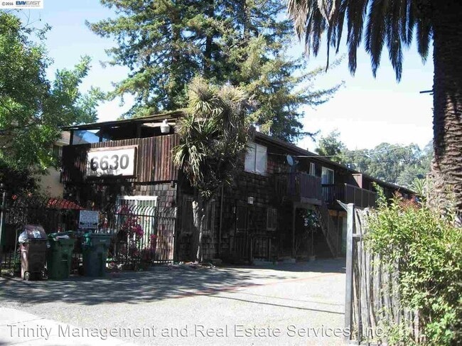 Building Photo - 6630 MacArthur Blvd