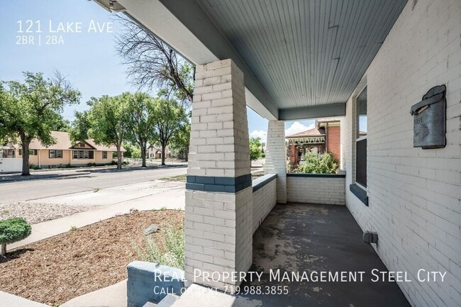Building Photo - 121 Lake Ave