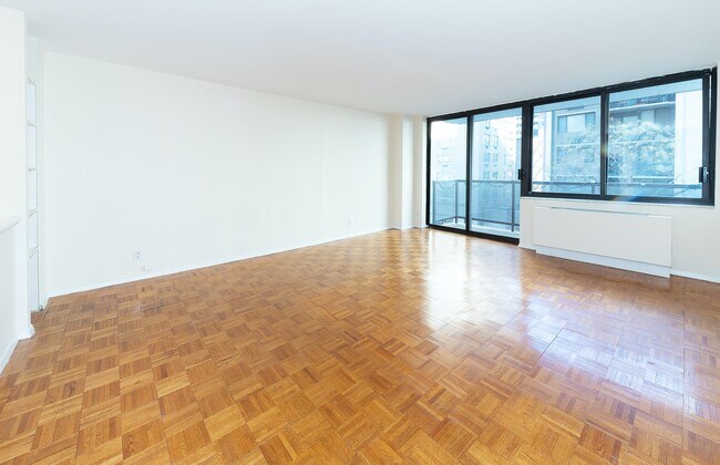 Foto del edificio - King Size 1BR in Boutique UES Condo