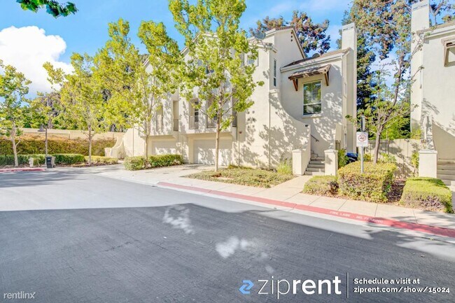 Building Photo - 3 br, 3.5 bath Townhome - 137 Montelena Co...