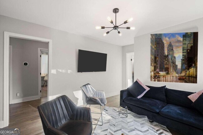 Foto del edificio - 511 Pelton Pl NW