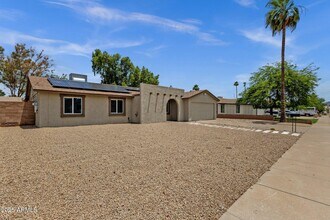 Building Photo - 14215 N 36th Way