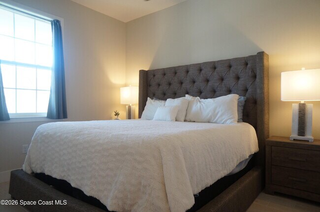 Foto del edificio - 787 Clearwater Ave