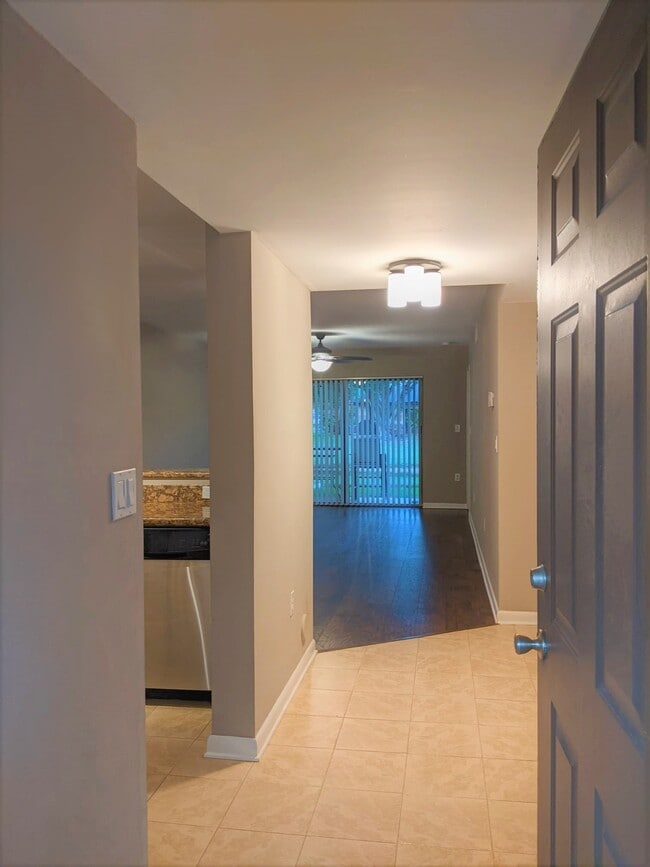 Front Entrance - 9959 Nob Hill Ct